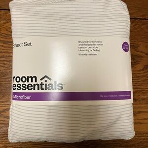 Room Essentials White Striped Sheet Set